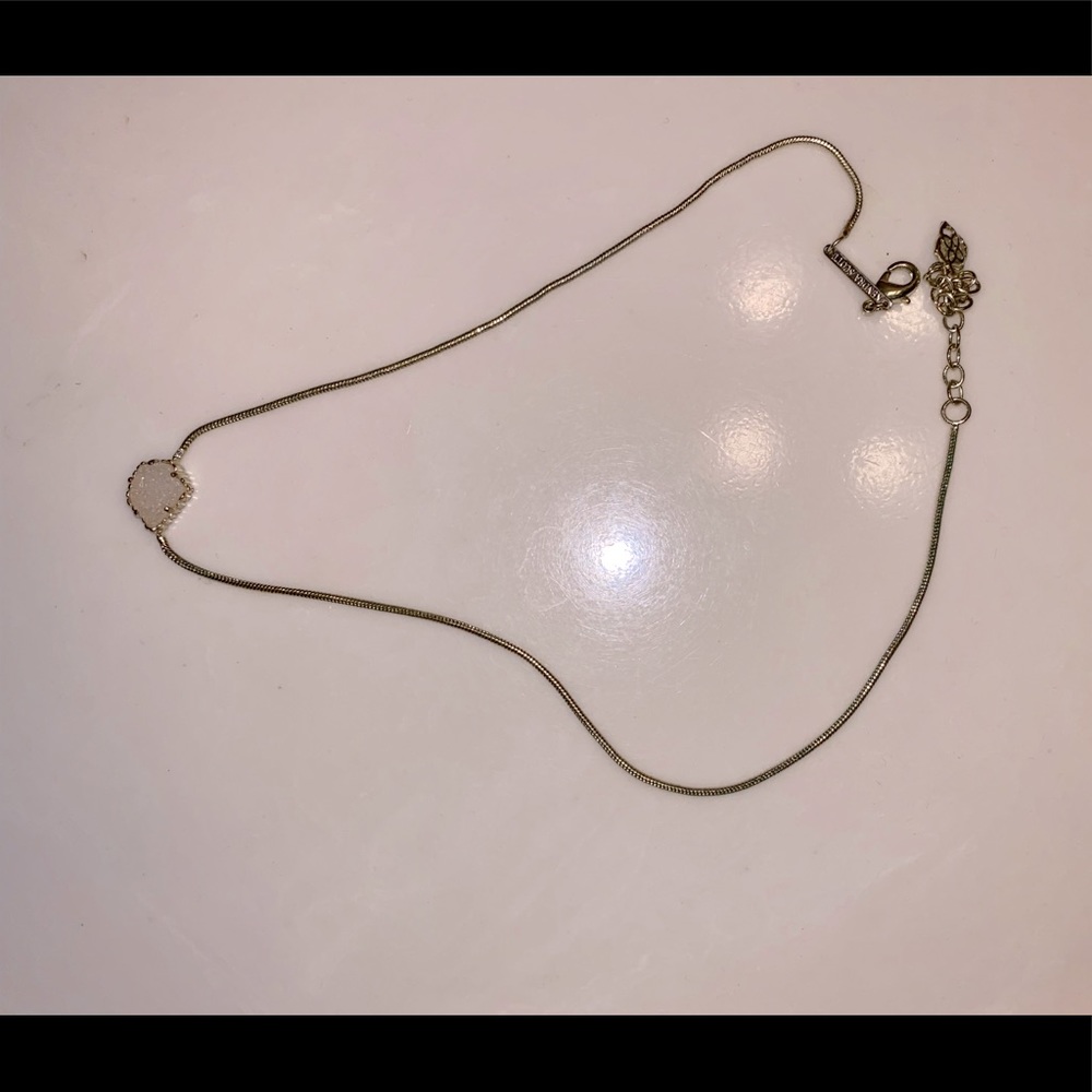 Kendra Scott Pendant necklace